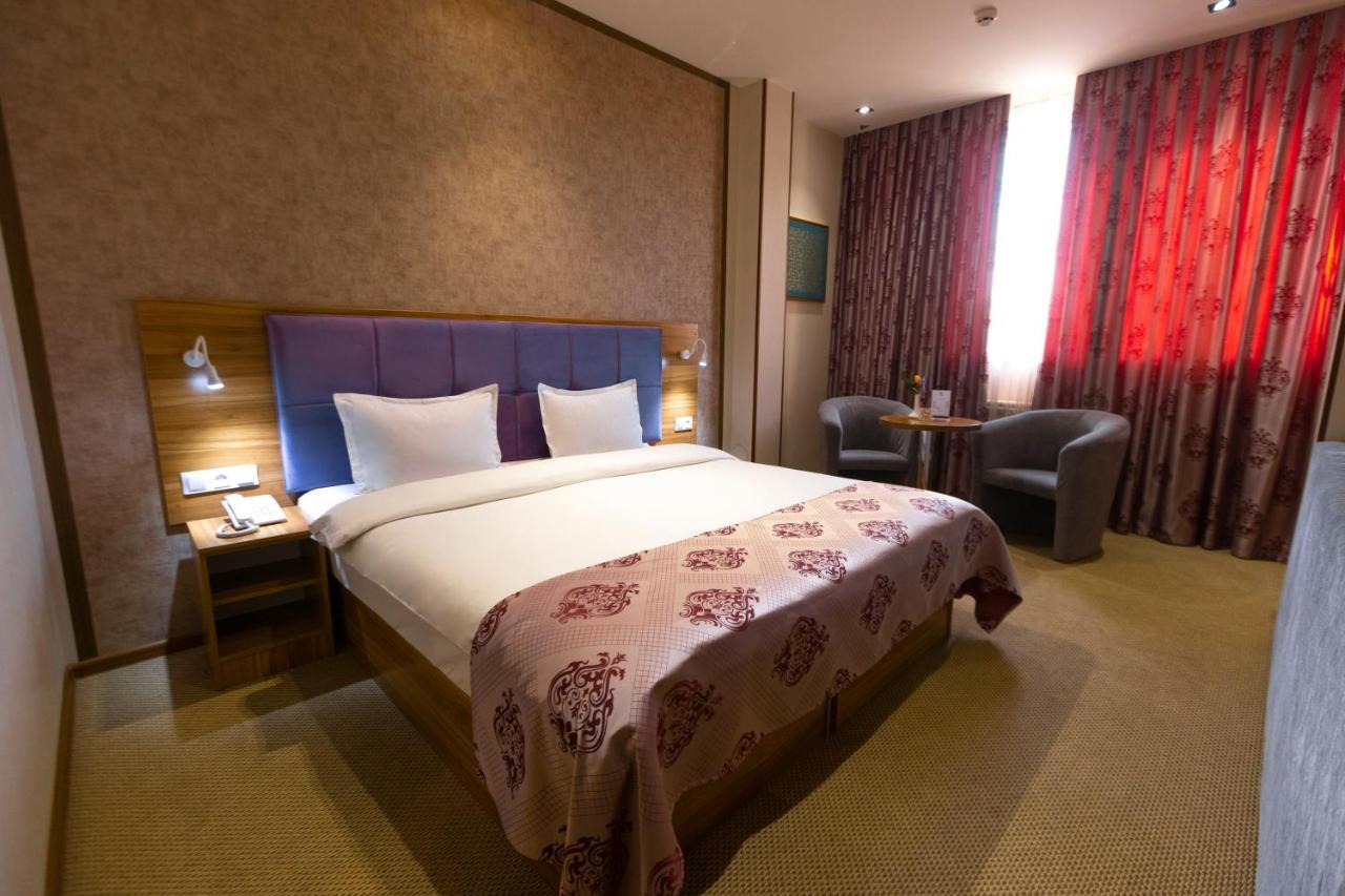 Sayyoh Hotel Ташкент Екстериор снимка