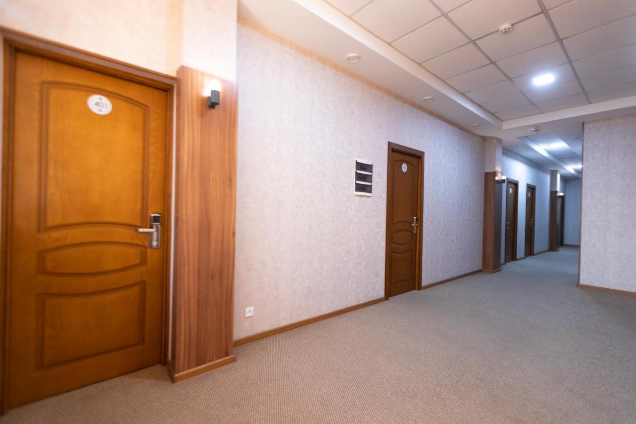 Sayyoh Hotel Ташкент Екстериор снимка