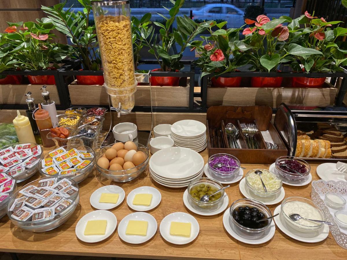 Sayyoh Hotel Ташкент Екстериор снимка